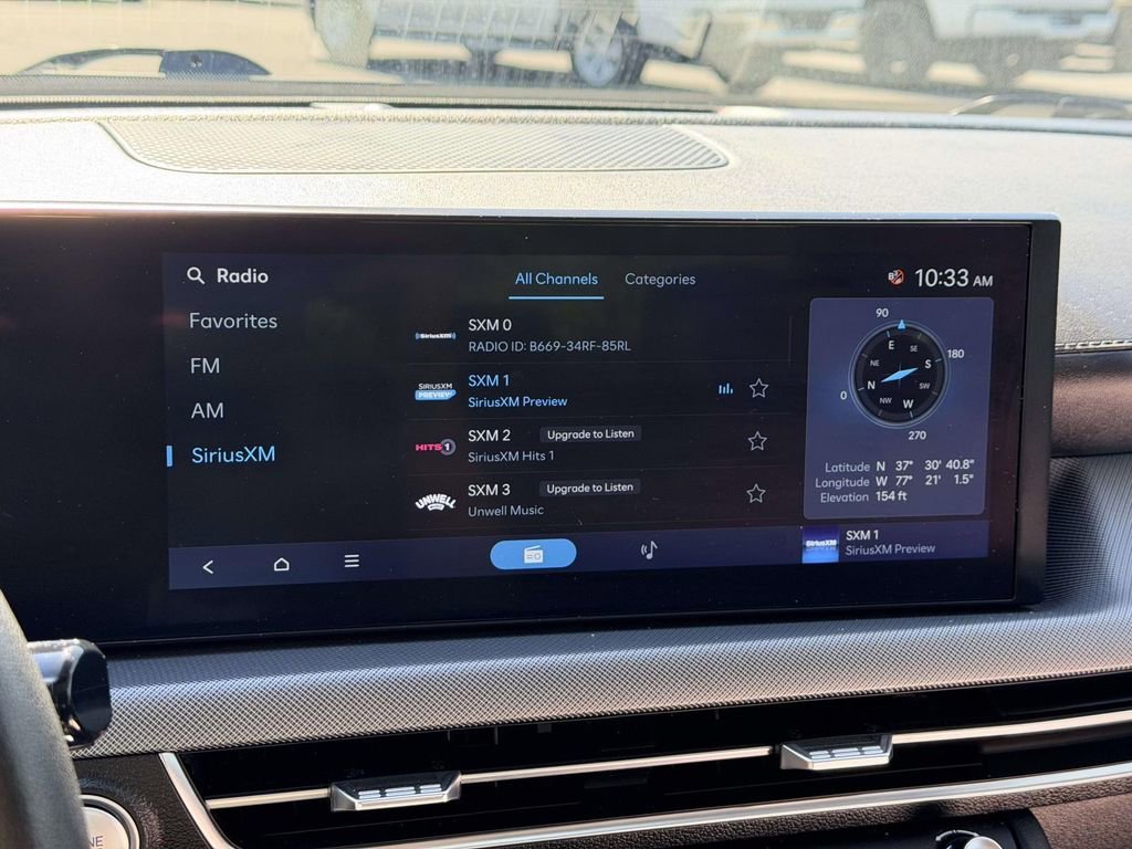 Used 2025 Portofino Gray Hyundai SEL image 3