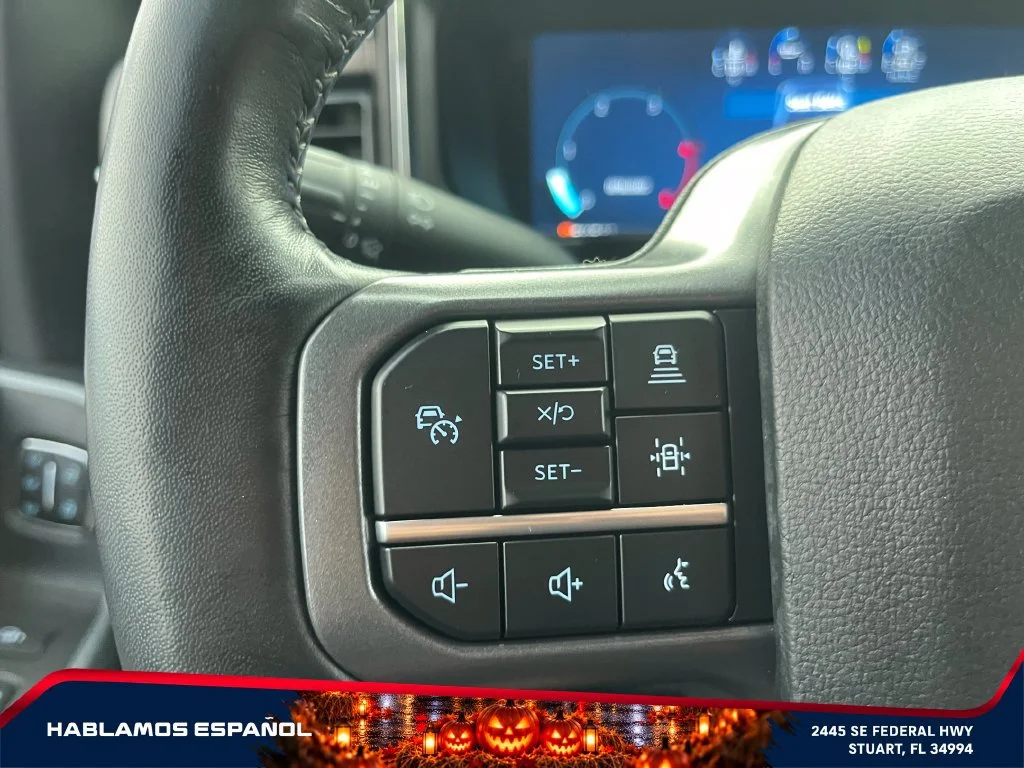 Used 2024 Red Ford LARIAT image 26