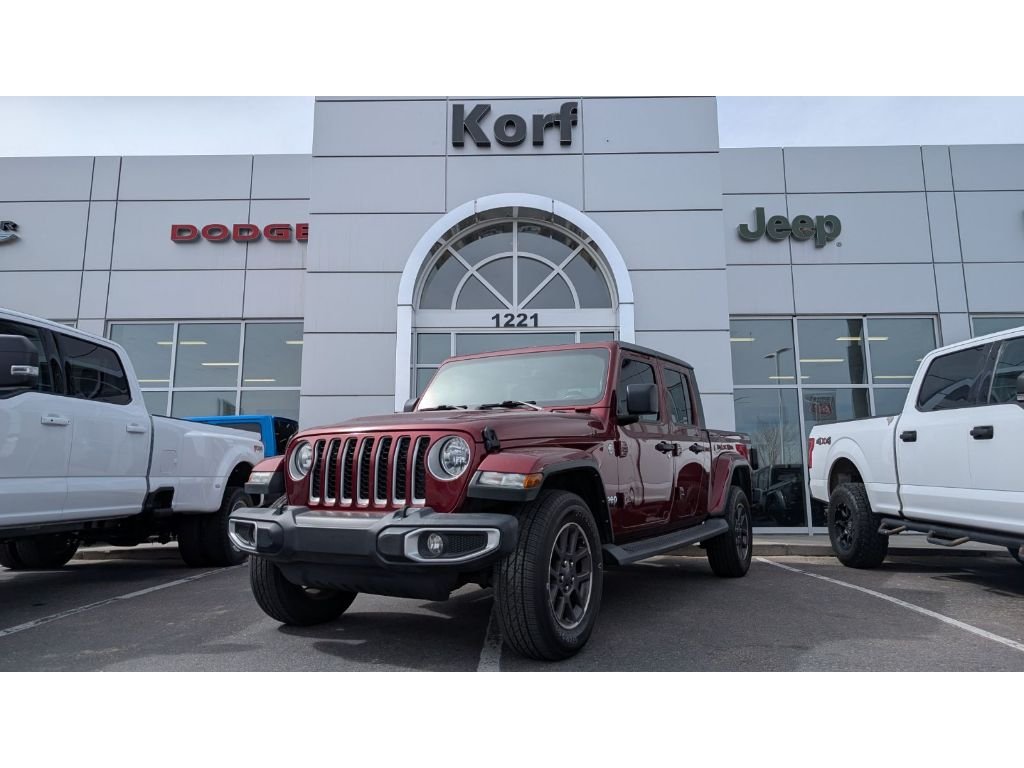 Used 2021 Snazzberry Pearlcoat Jeep Overland image 1