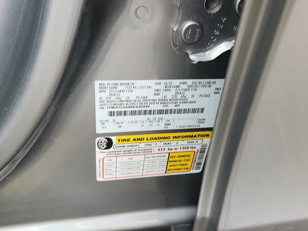 Used 2024 Silver Ford Limited image 21