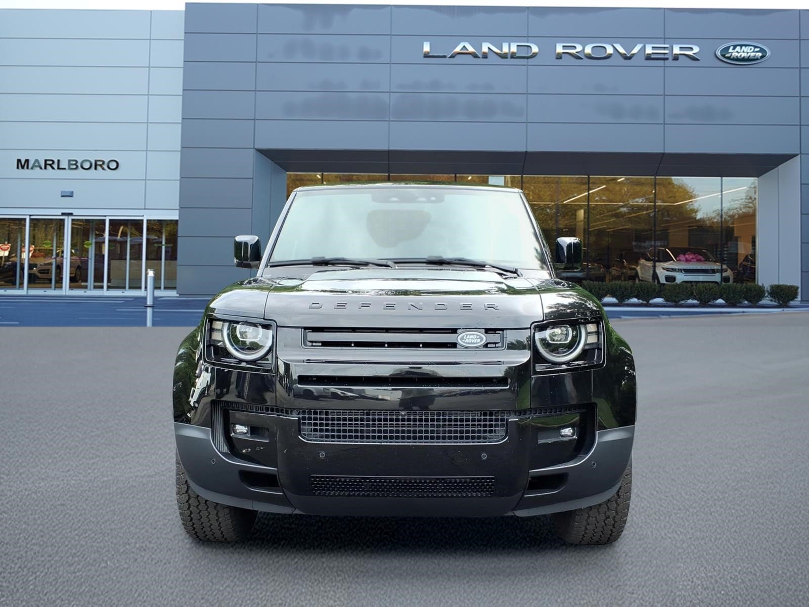 New 2026 Santorini Black Land Rover 110 S image 8