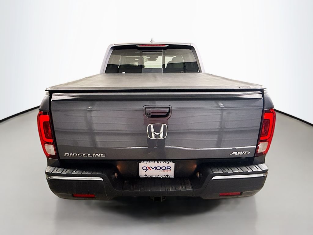Used 2020 Modern Steel Metallic Honda RTL image 6