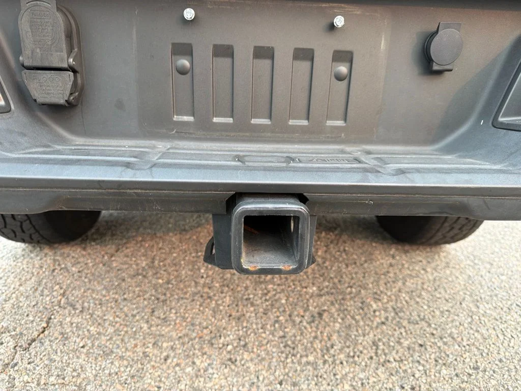 Used 2022 Green Ford XL image 7