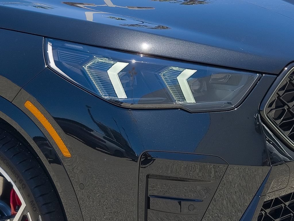 New 2026 Black Sapphire Metallic BMW xDrive28i image 6