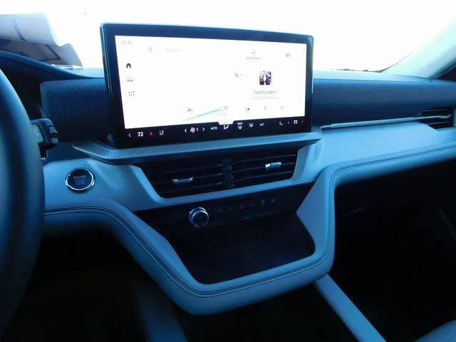 2026 Ford Explorer Active - Photo 42