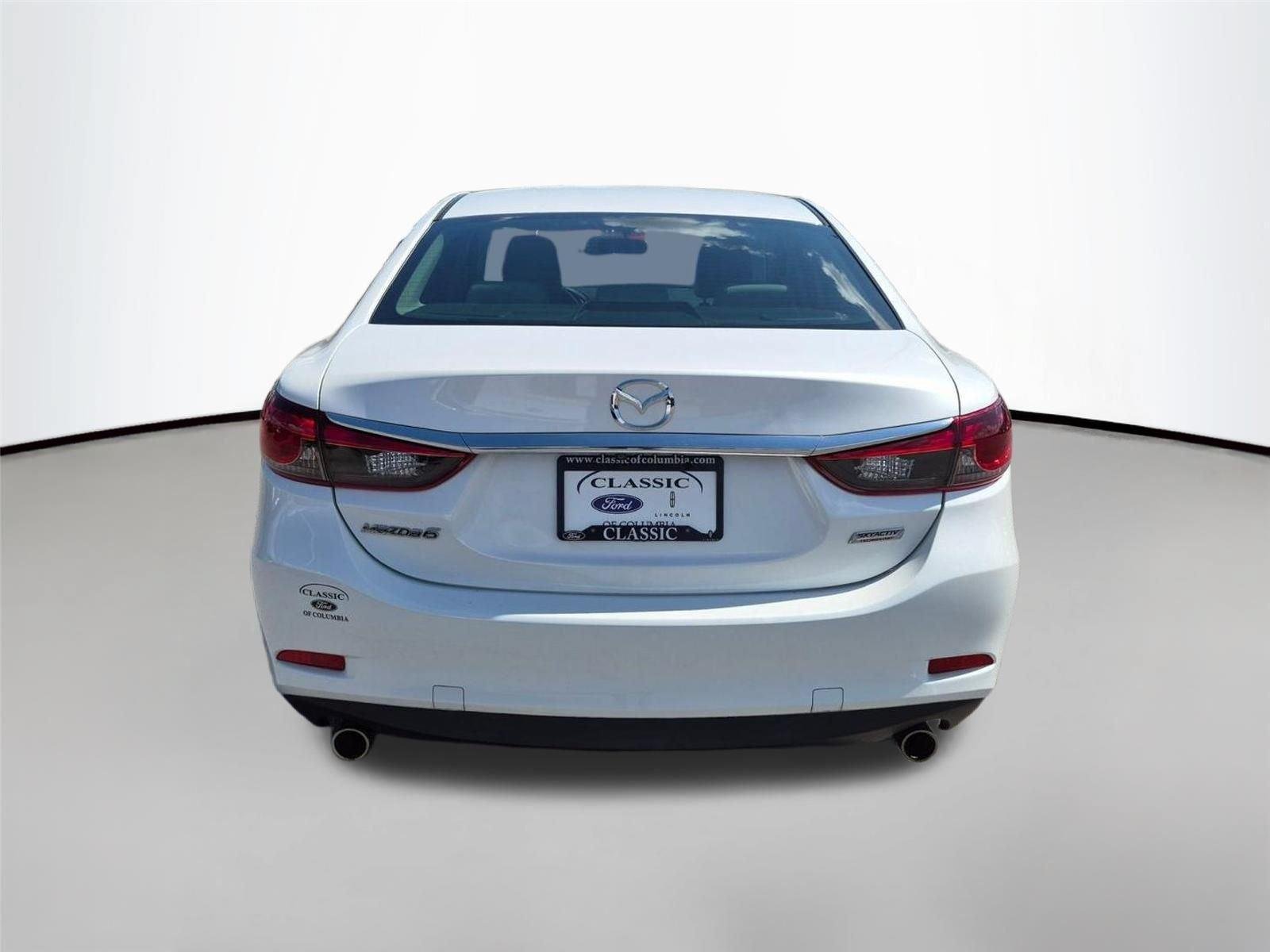 Used 2016 Snowflake White Pearl Mica Mazda i Touring image 6