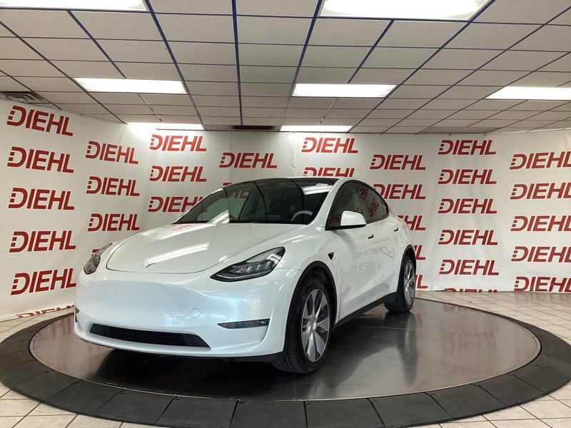 Used 2022  Tesla Long Range image 3