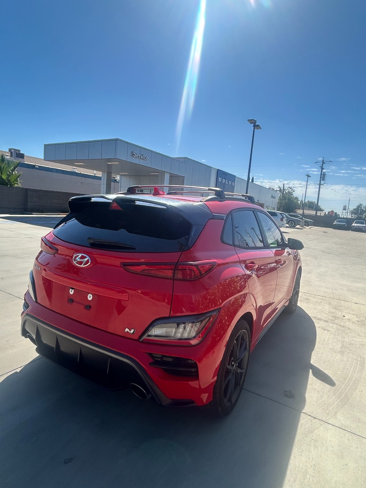 Used 2022 Red Hyundai Base image 5