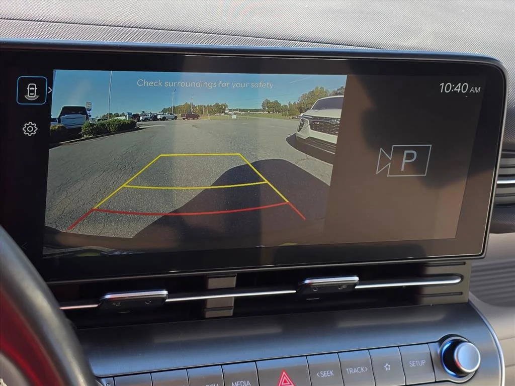 Used 2025 Gray Hyundai SEL image 5