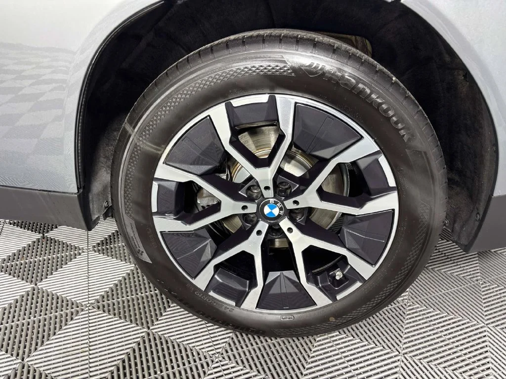 Used 2025 Gray Metallic BMW 30 xDrive image 28