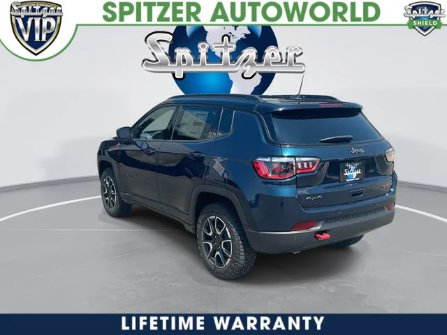 New 2026 Fathom Blue Pearl-Coat Exterior Paint Jeep Trailhawk image 7