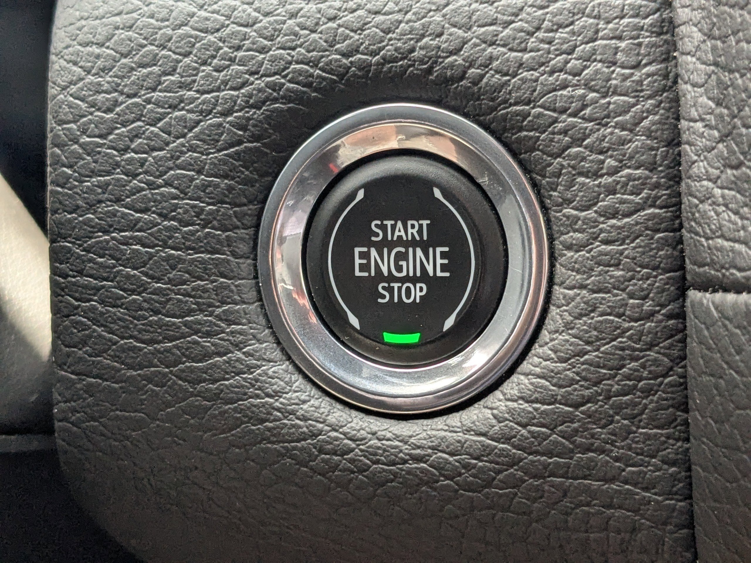 Used 2023 Sterling Metallic GMC Denali image 36