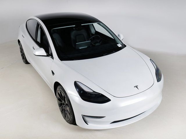 Used 2023 Pearl White Multi-Coat Tesla Base image 25