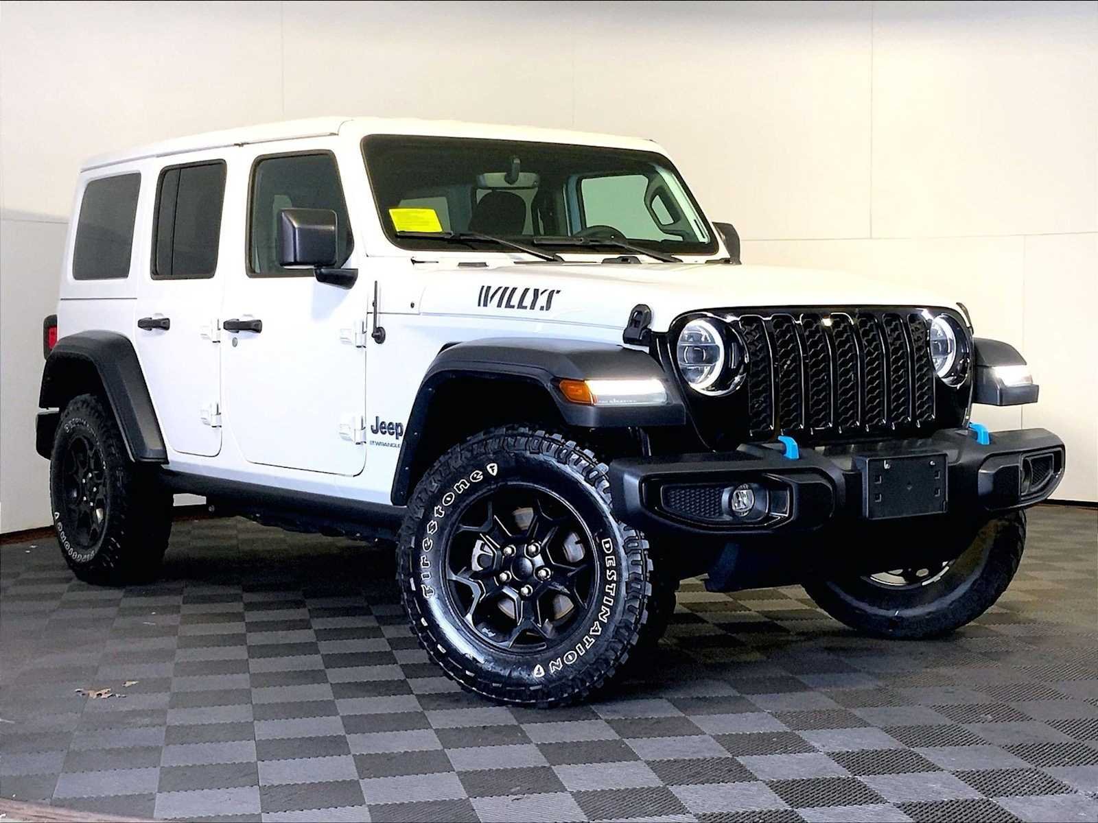 Used 2023 Bright White Clearcoat Jeep Willys image 10