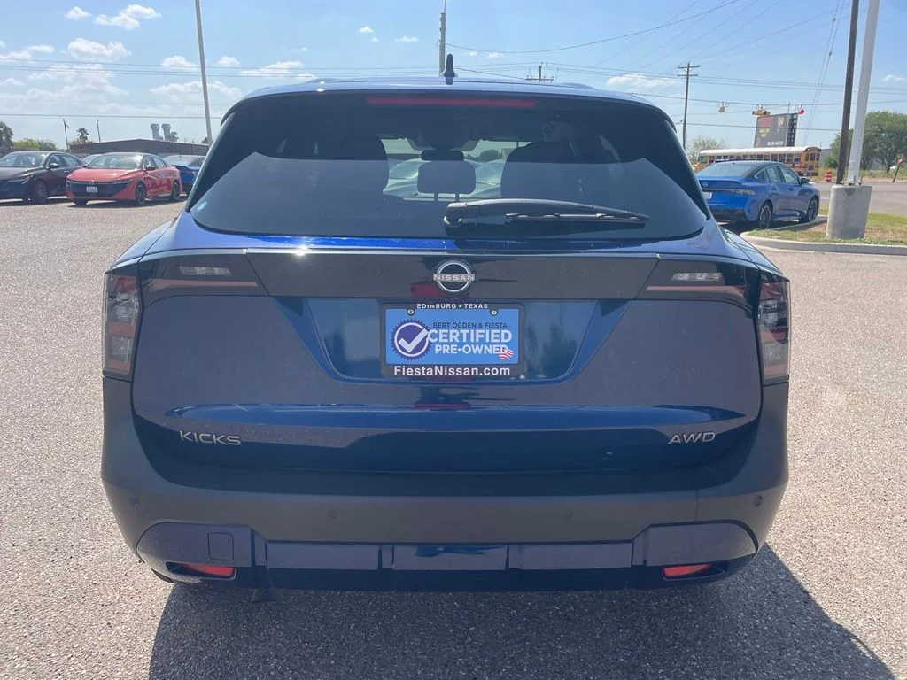 Used 2025 Blue Nissan SV image 6