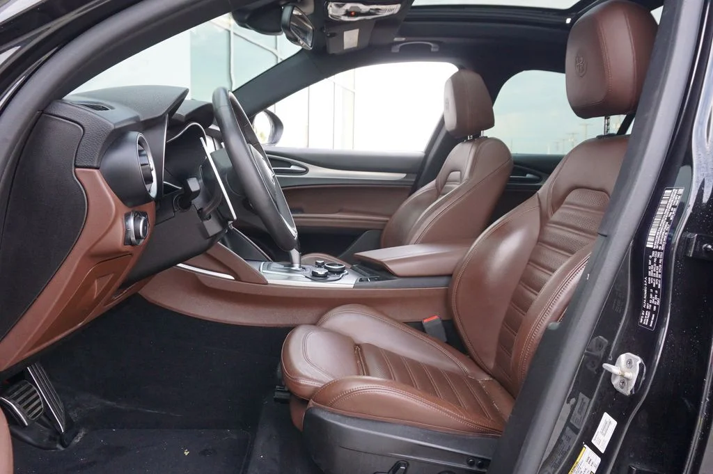 Used 2018 Black Alfa Romeo Ti image 11