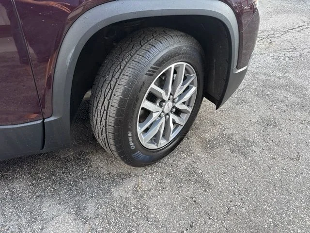 Used 2017 Red GMC SLE-2 image 11