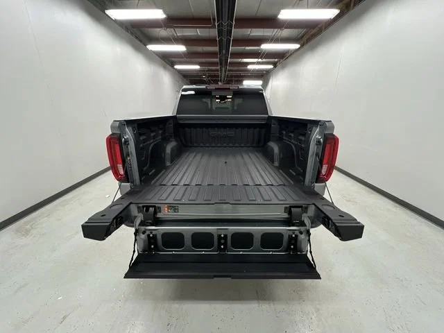 2026 GMC Sierra 1500 SLT - Photo 26