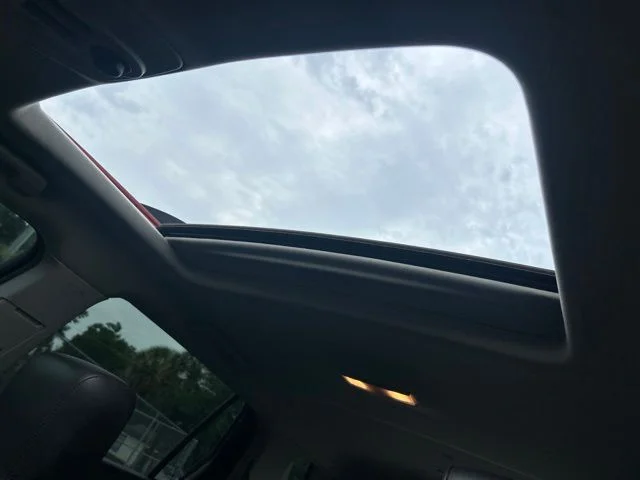 Used 2014 Red GMC Denali image 19
