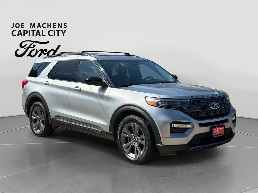 Used 2023 Silver Ford XLT image 38