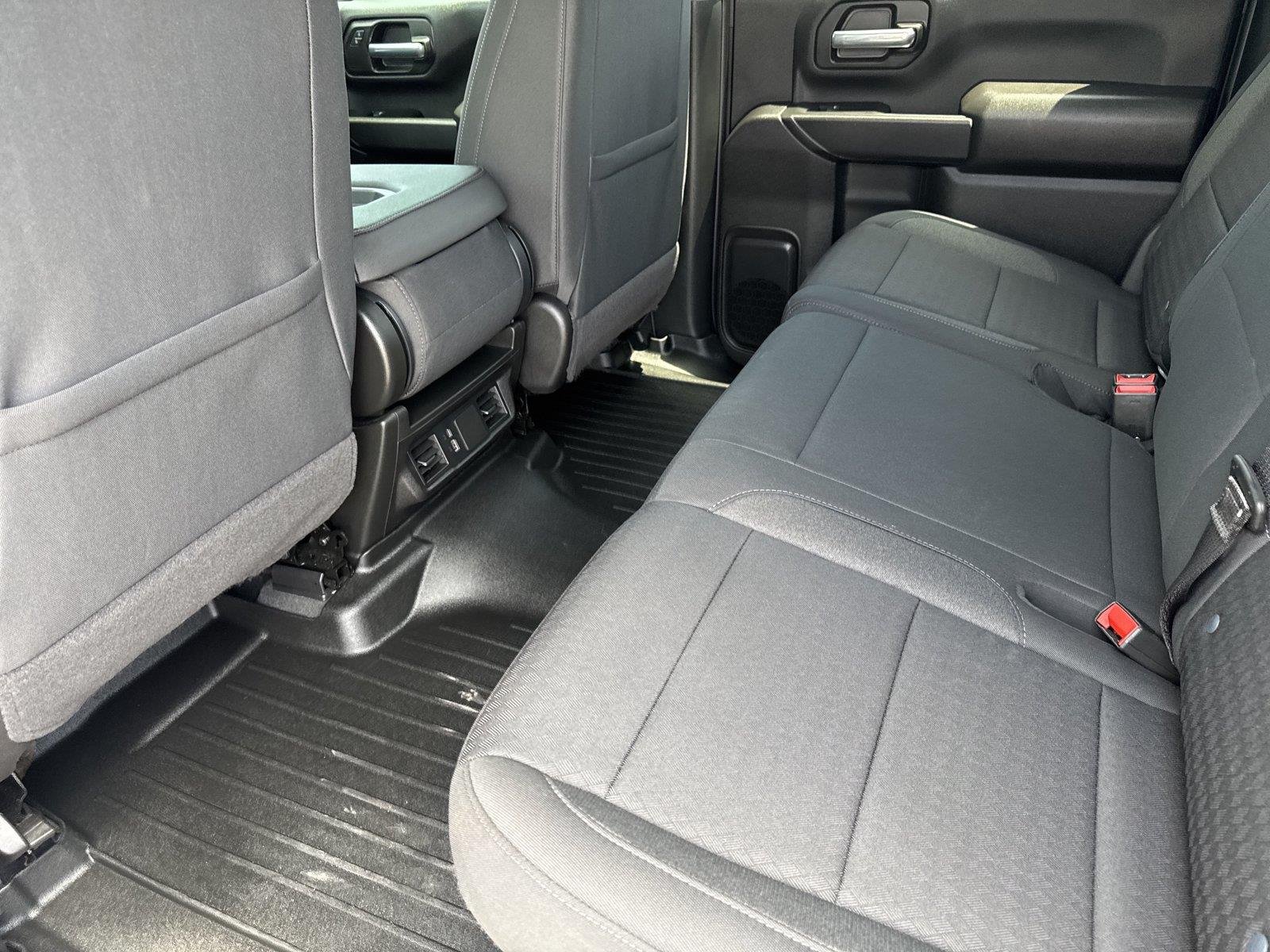 Used 2025 Slate Gray Metallic Chevrolet Custom image 31