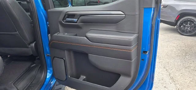 Used 2023 Blue GMC AT4 image 39