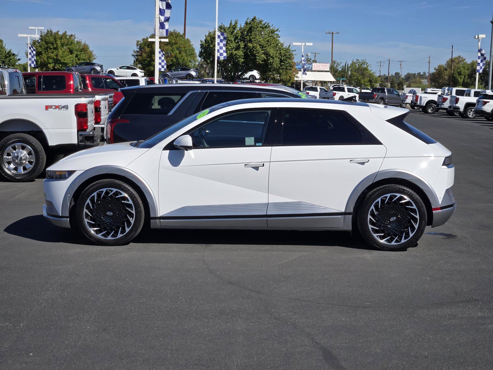 Certified Used 2023 Atlas White Hyundai Limited image 7