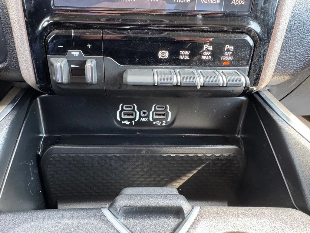 2024 RAM Ram 3500 Pickup Laramie - Photo 23