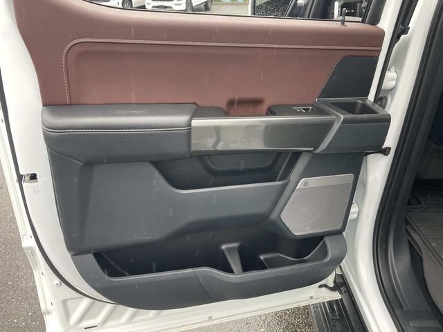 Used 2023 Oxford White Ford Lariat image 15