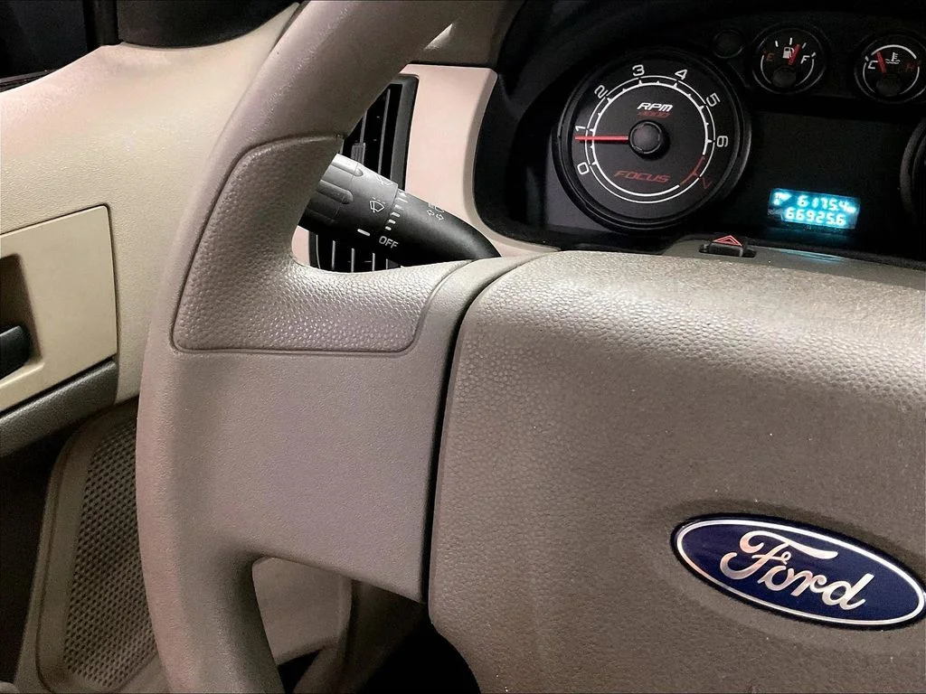 Used 2008 Black Ford S image 22