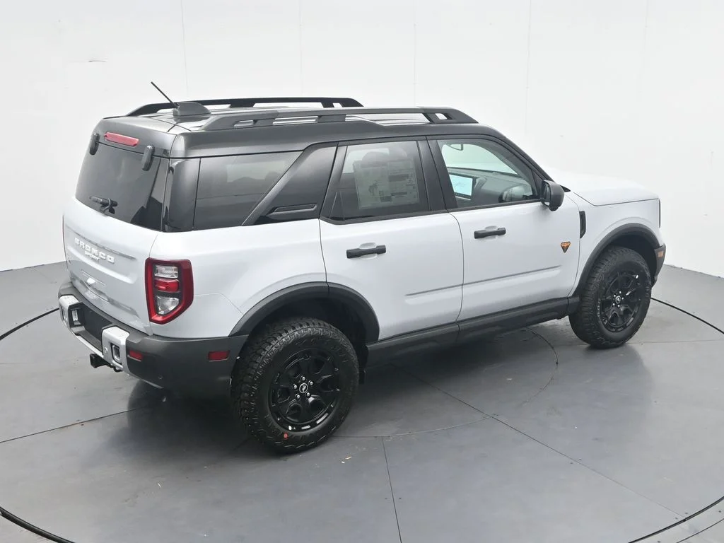 New 2026 Space White Metallic Ford Badlands® image 37