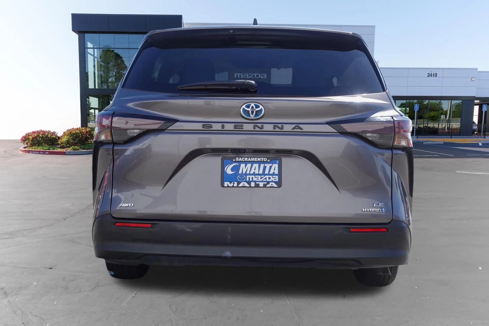Used 2024 Predawn Gray Mica Toyota LE image 4