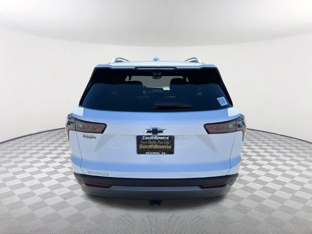 Used 2026 Summit White Chevrolet LT image 6