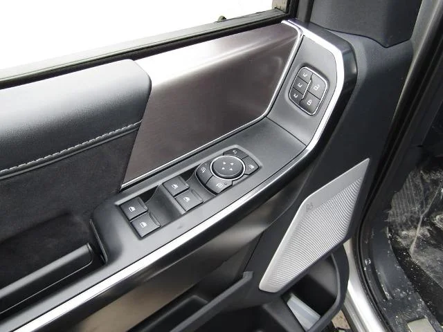 New 2026 Iconic Silver Metallic Ford Platinum® image 66
