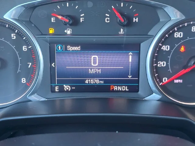 Used 2022 Red Chevrolet LT image 23