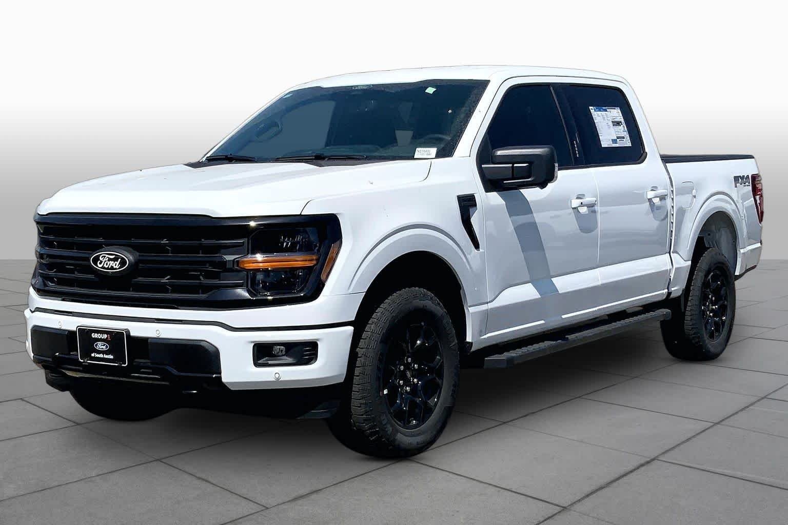 New 2026 Oxford White Ford XLT image 22
