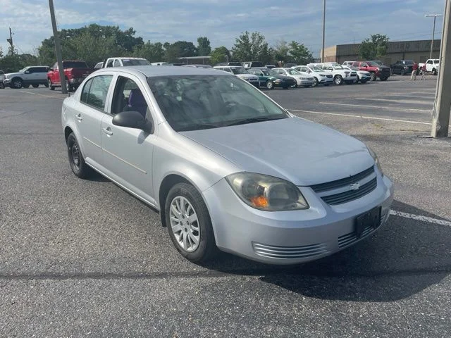 2010 Chevrolet Cobalt LS Sedan's photo