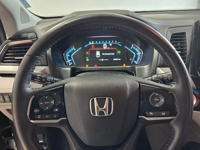 Used 2023  Honda Touring image 40