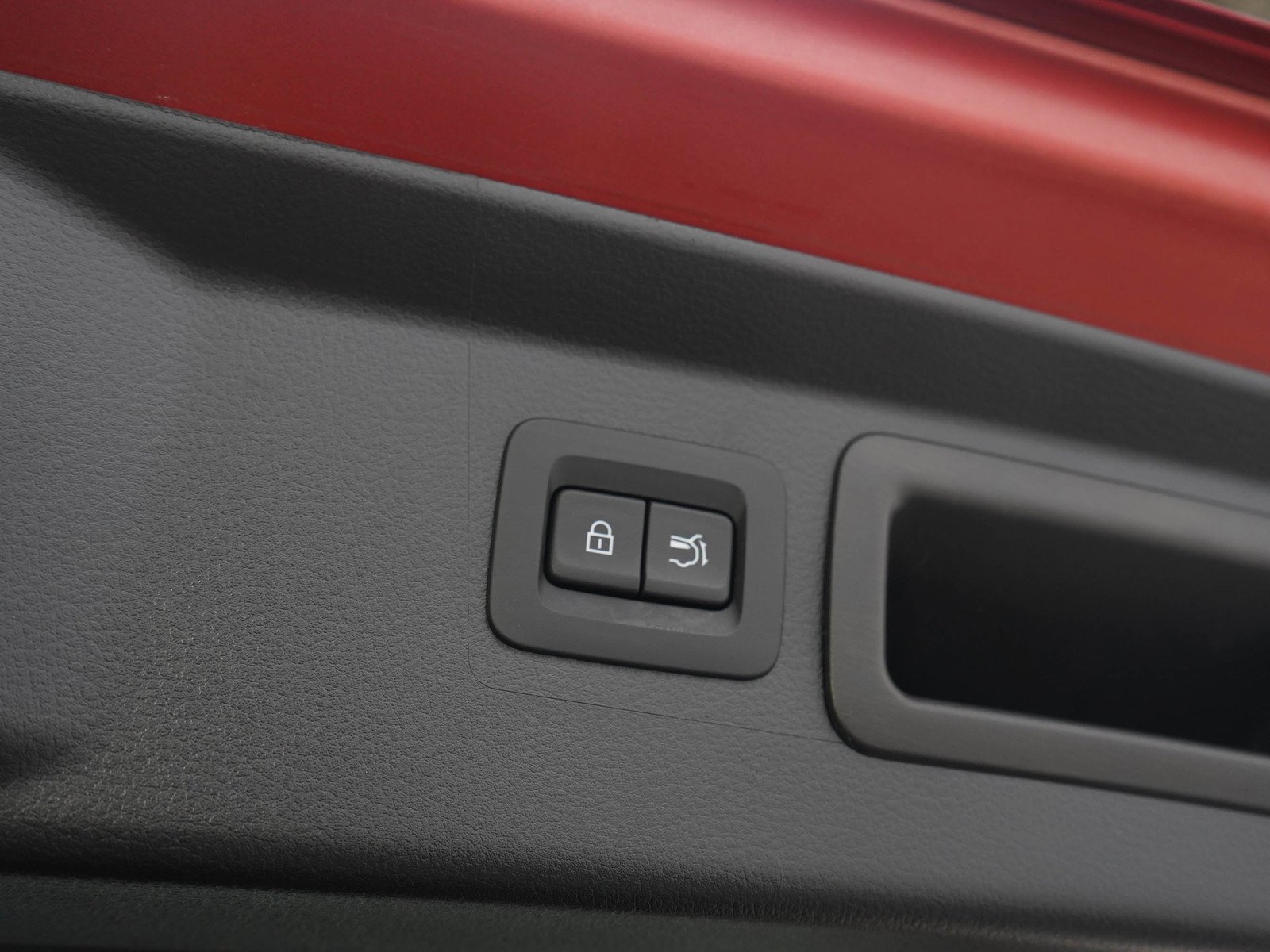 Used 2025 Soul Red Crystal Metallic Mazda Premium Package AWD image 12
