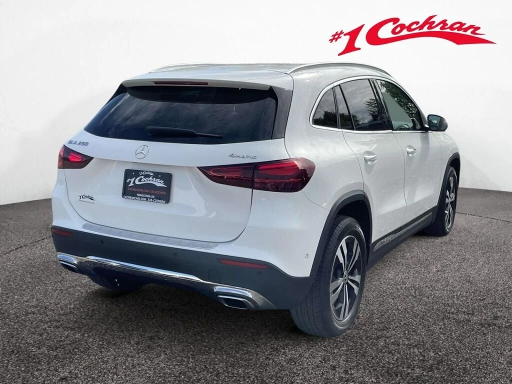 Certified Used 2024 Polar White Mercedes-Benz GLA 250 image 7
