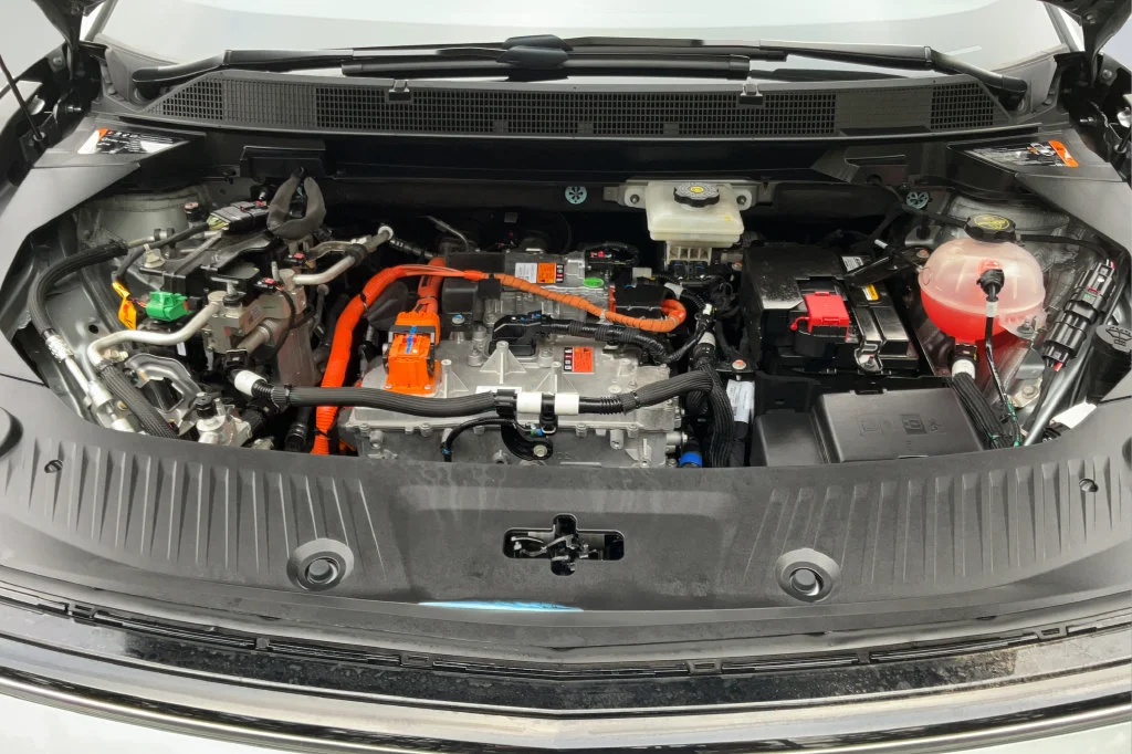 2024 Chevrolet Equinox EV Launch Edition - Photo 22