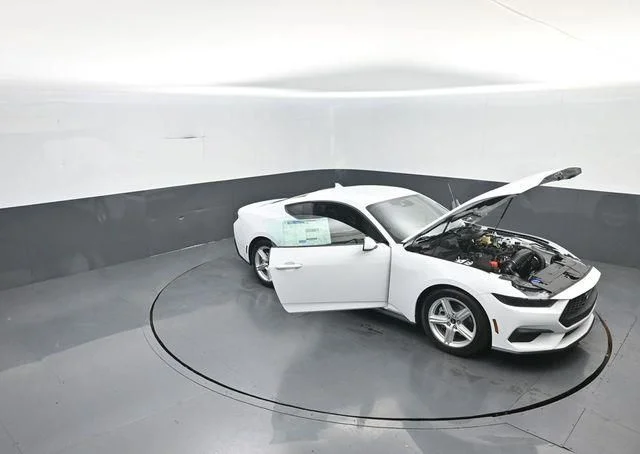 New 2026 Oxford White Ford EcoBoost® Fastback image 36