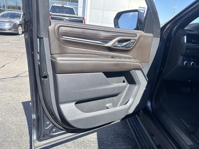 Used 2021 Hunter Green GMC Denali image 25