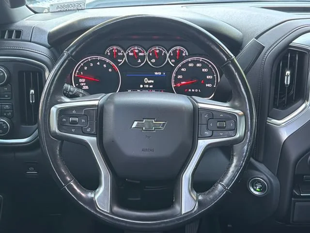 Used 2019 SUMMIT WHITE Chevrolet RST image 23