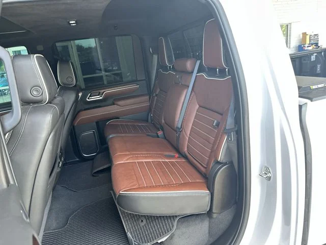 Used 2025 White GMC Denali Ultimate image 23