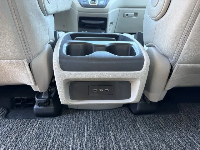 Used 2025  Honda EX-L image 38