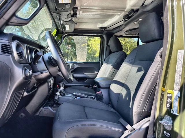 Used 2021 Green Jeep Willys image 11