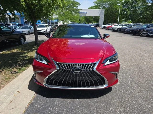 Used 2023 Red Lexus 350 image 12