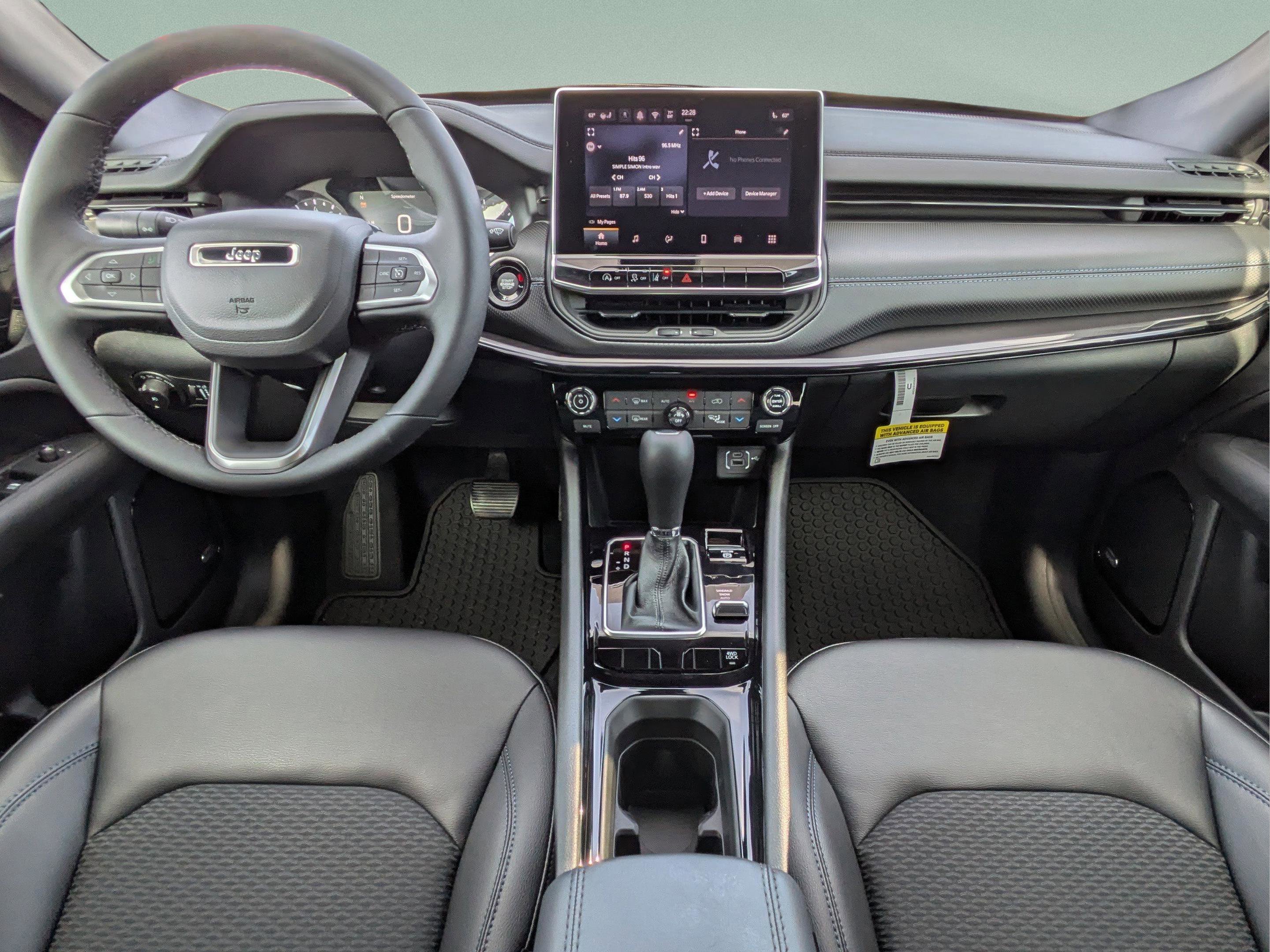 New 2026 Hydro Blue Pearlcoat Jeep Latitude Altitude image 16