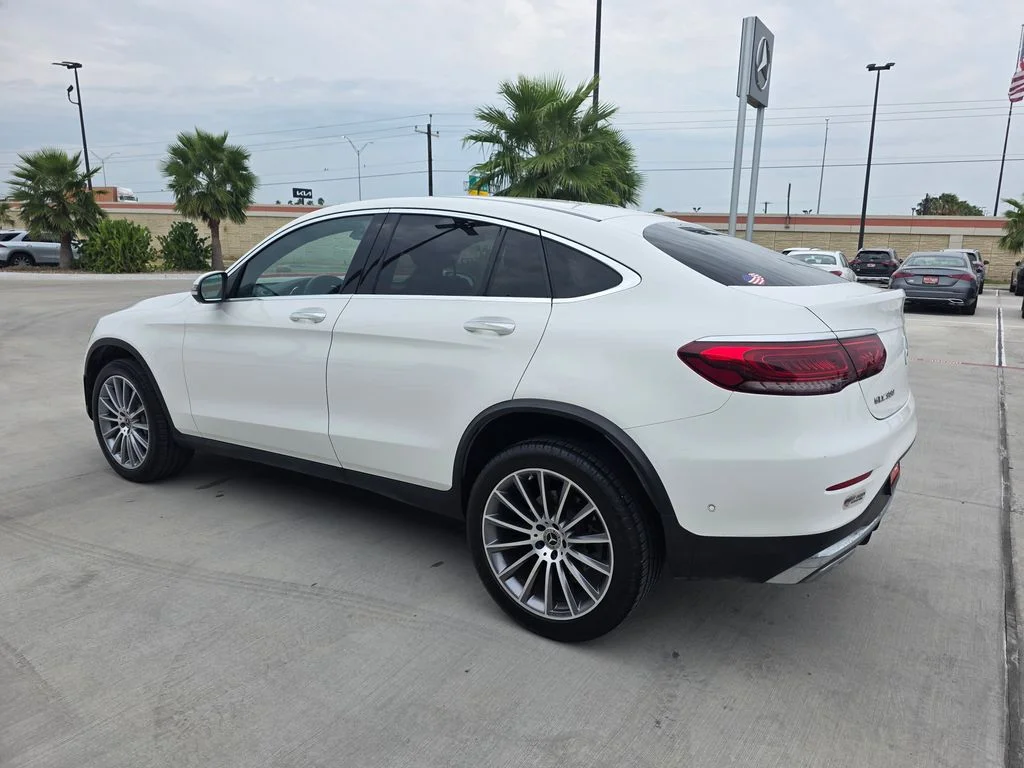 Used 2022 White Mercedes-Benz GLC 300 Coupe image 5